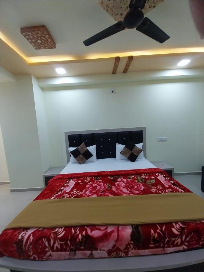 Hotel Ggc Inn Ahmedabad Exterior foto